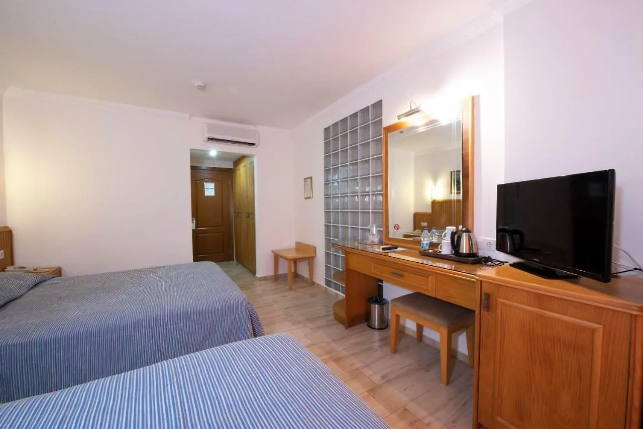 *** Üdülőközpont Belcehan Hotel Oludeniz Törökország